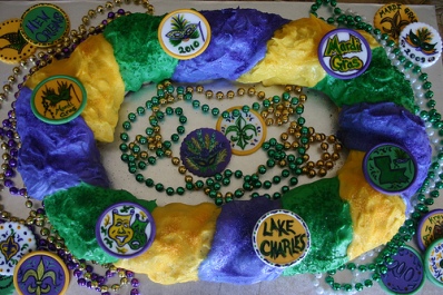 10 Easy Ideas To Make Royal Mardi Gras Cake